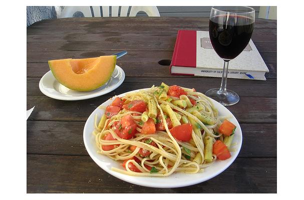 Image of Pasta And Vegetable Toss, Foodista